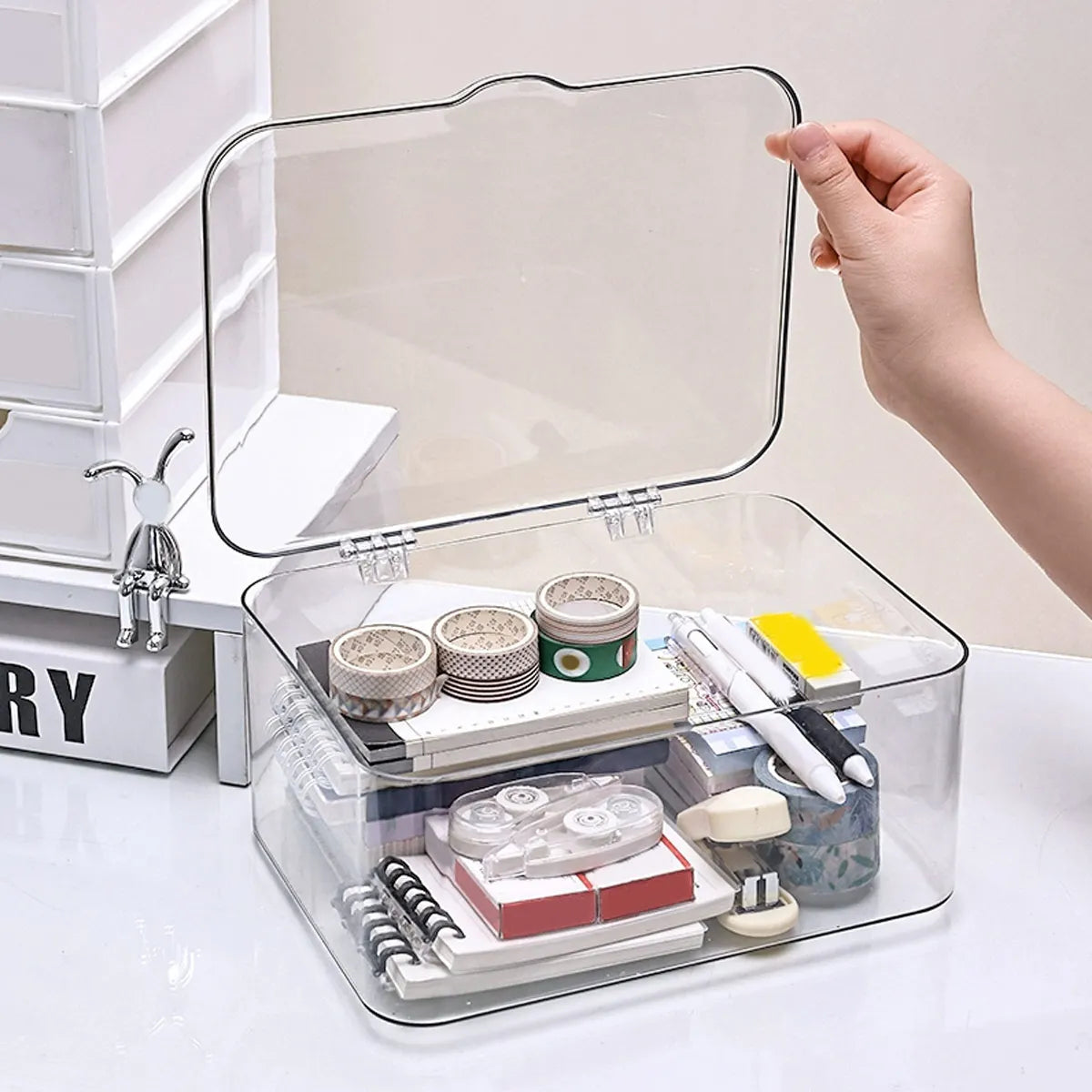 Caja Apilable con Tapa Abatible